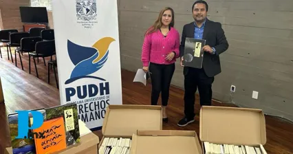 Por actualización de biblioteca, edil de Tehuacán recibe más de 400 libros