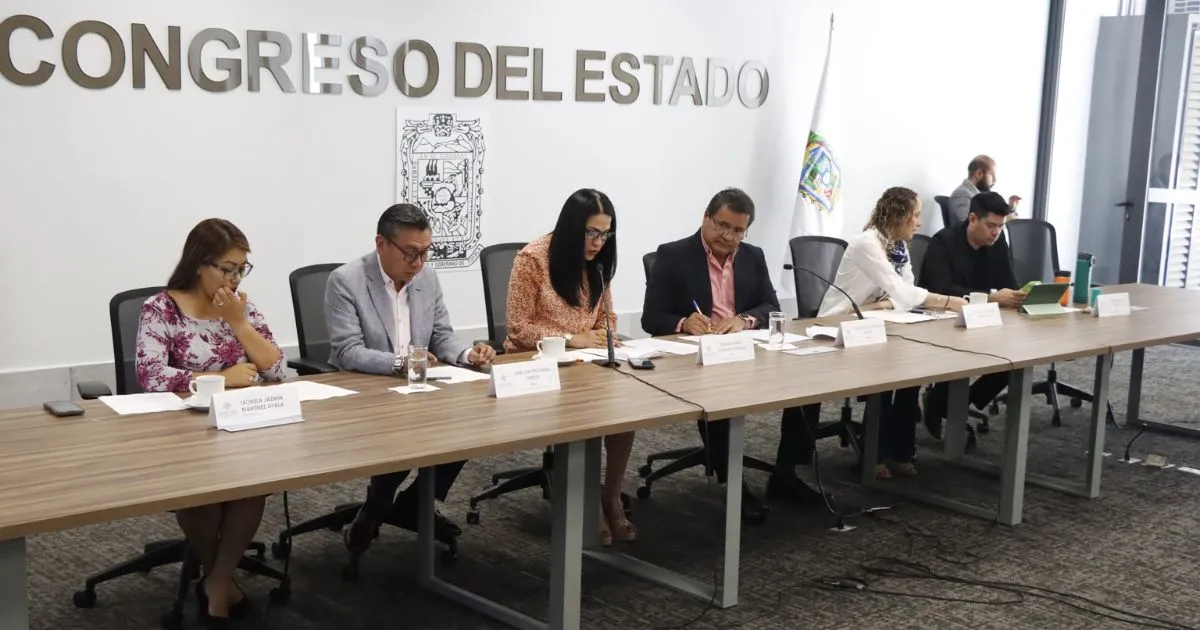 Aprueba Comisión del Congreso reformas a la denominación y atribuciones de dos Comisiones y un Comité