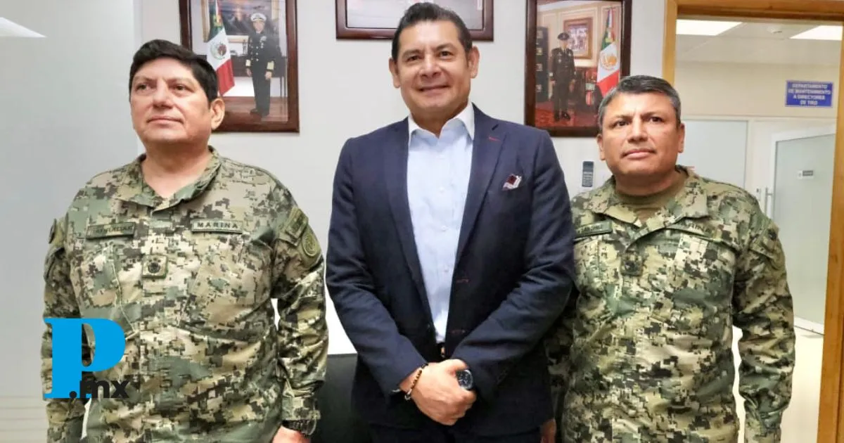 Gobernador y Marina supervisan centros tecnológicos en San José Chiapa