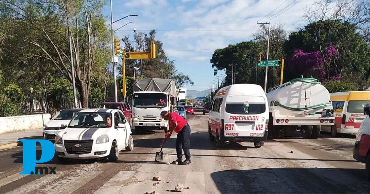 Gobierno de Tehuacán atiende la temporada de lluvias con limpieza de vialidades 