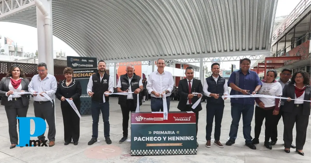 Entregó Pepe Chedraui techado escolar en la Primaria Pacheco y Henning