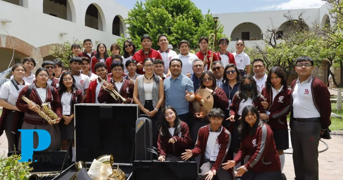 Tehuacán impulsa talento juvenil con entrega de instrumentos musicales