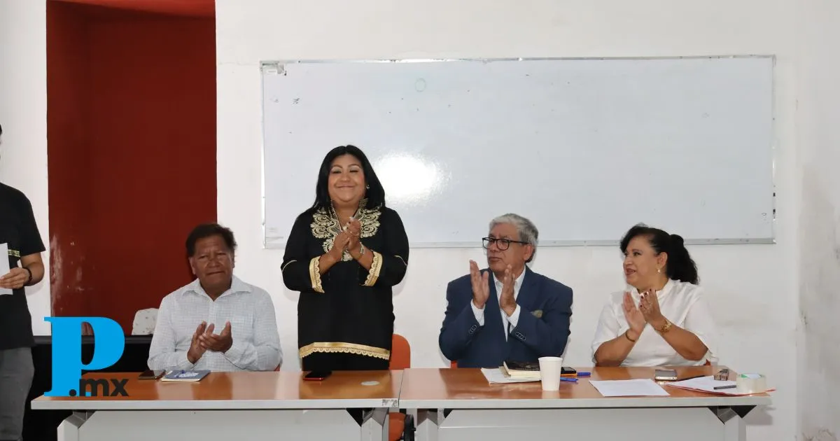 Continúa en San Pedro Cholula el taller gratuito “Comunícate con el mundo”