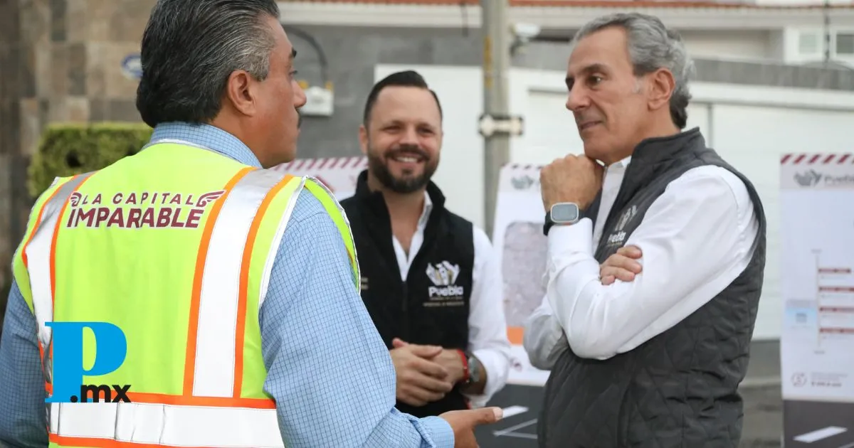 Supervisa Pepe Chedraui avance del bacheo en la colonia Bugambilias