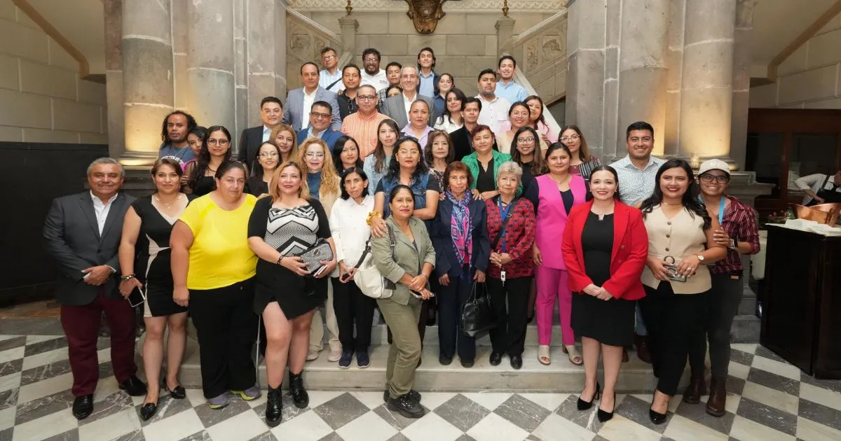 Pepe Chedraui reconoce labor de los medios de comunicación e inaugura Sala de Prensa en el Palacio Municipal