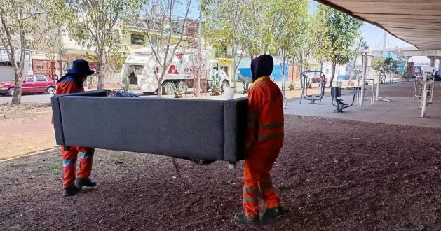 Entre los residuos que sí serán recolectados durante las jornadas se encuentran muebles viejos como sillones y colchones