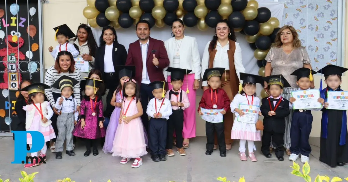 Concluyen niñas y niños taller “Pre Kínder” del DIF Tehuacán