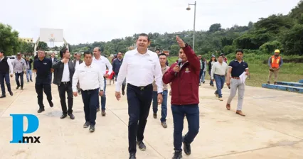 Gobierno de Puebla atiende deslave en carretera entre Eloxochitlán y Ajalpan