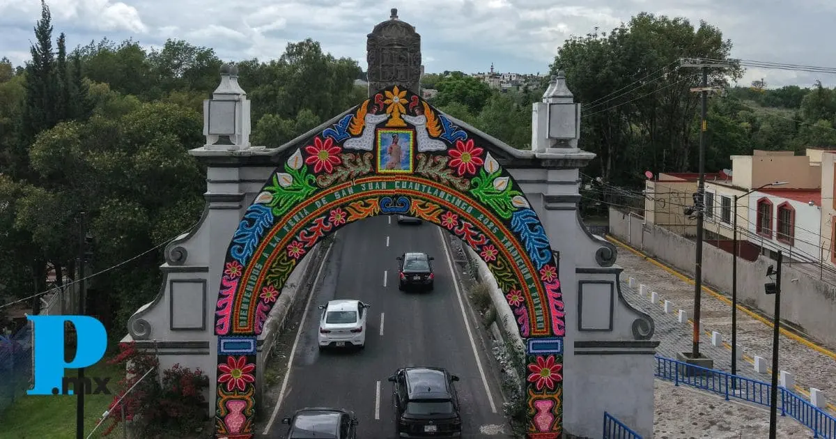 Histórica la colocación de arco floral en el Puente de México previo al inicio de la “Feria Cuautlancingo 2025”: Omar Muñoz 