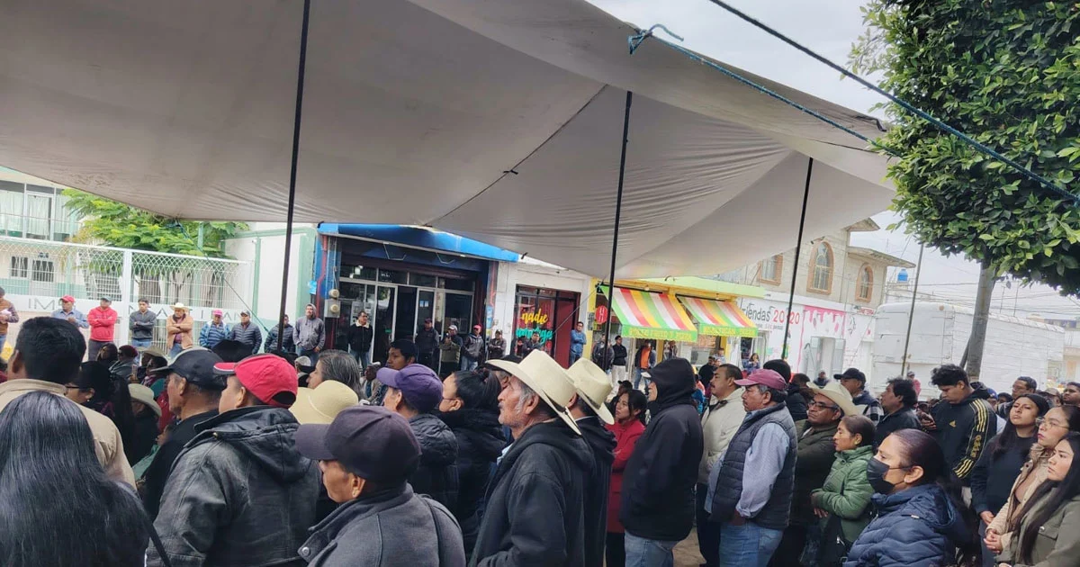 Pobladores reprochan que el gobierno estatal no ha cumplido con las obras que prometió hace 30 años