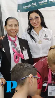 Dan atención médica y social a más de 3 mil tehuacaneros en la Feria por la Paz