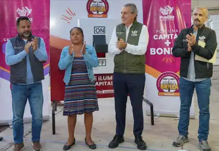Puebla Brilla beneficia a más de 73 mil habitantes con modernización de alumbrado
