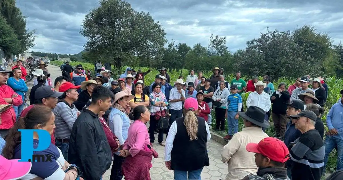 Vecinos acusan a alcalde Vicente Sánchez de desviar agua potable ilegalmente
