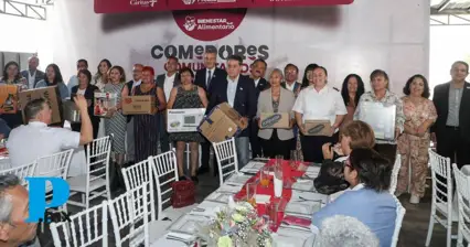Pepe Chedraui Budib, encabez&oacute; la entrega de insumos y utensilios de cocina a 10 comedores comunitarios como parte del Programa Solidaridad Alimentaria