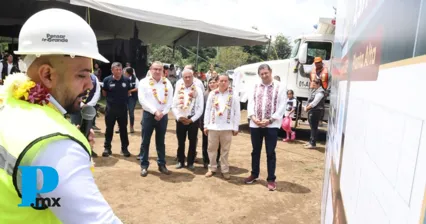 Colocan primera piedra de la Universidad de la Salud en Yaonáhuac