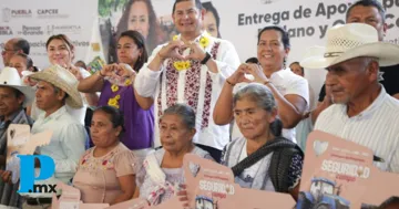 Gobierno de Puebla entrega apoyos al campo con inversión histórica en Huehuetla