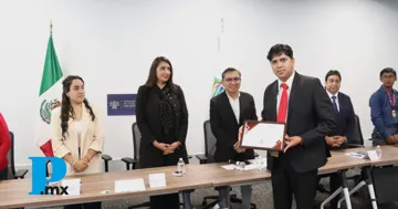 Congreso del Estado reconoce a jóvenes destacados en Puebla por su labor