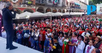 Puebla celebra la Independencia con activación física masiva en el Zócalo