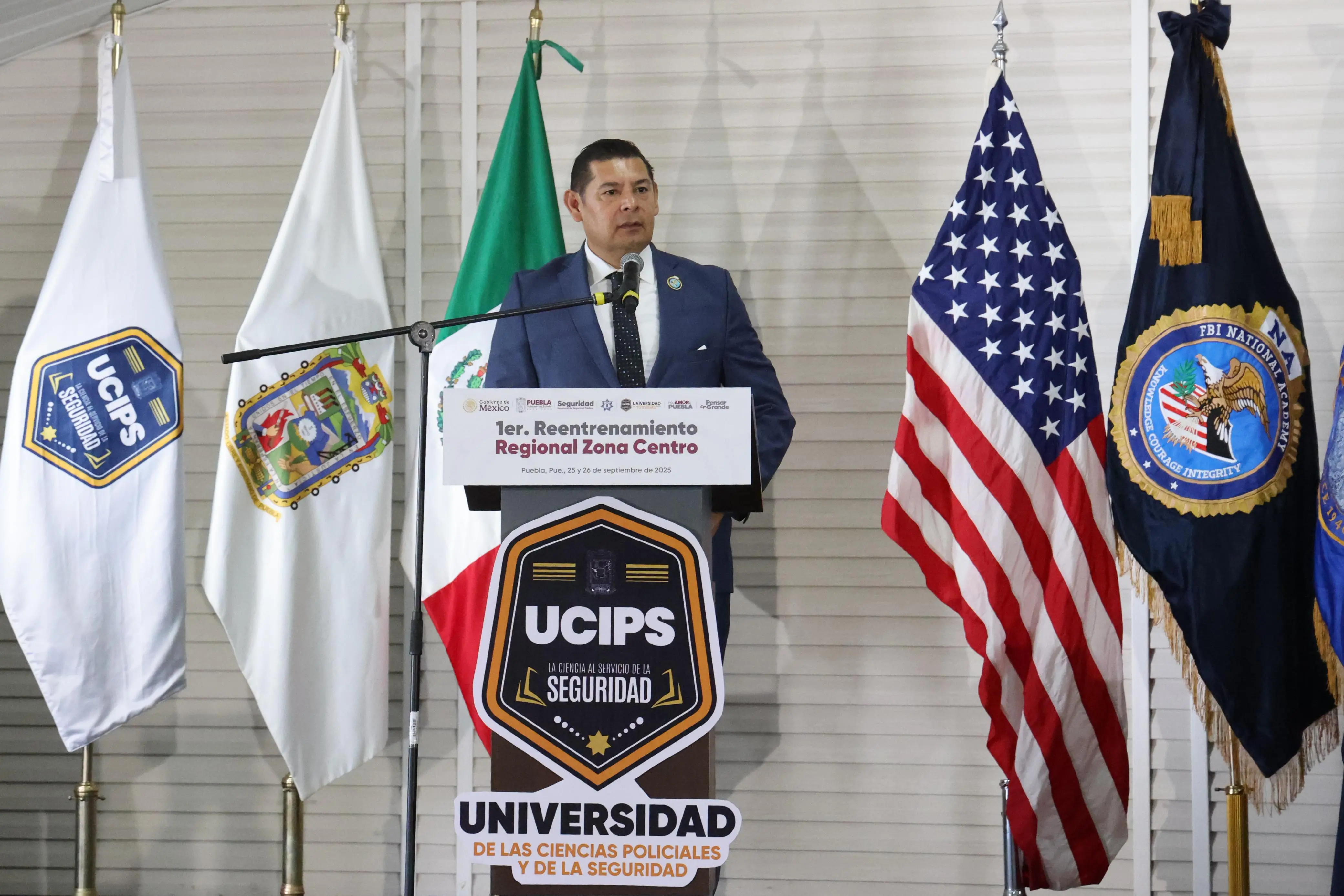 Alejandro Armenta inaugura encuentro regional de seguridad en la Universidad de Ciencias Policiales