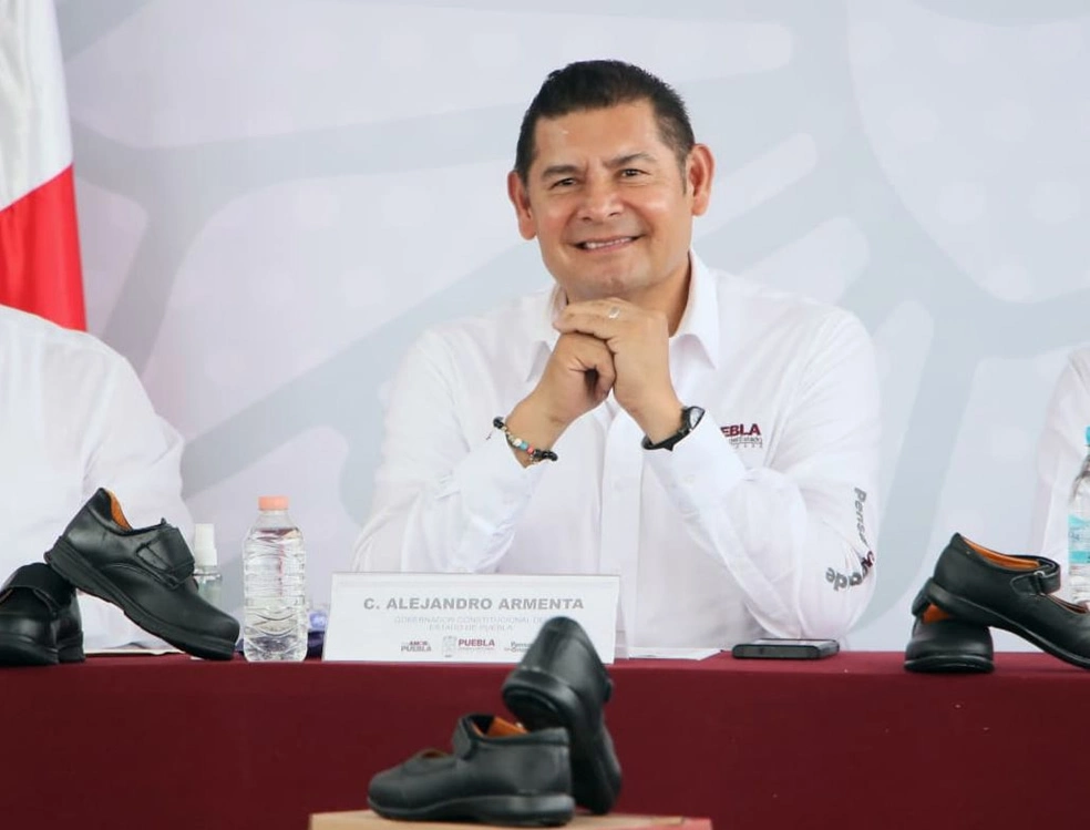 Alejandro Amenta reiteró que durante su sexenio el zapato se va a comprar en Puebla