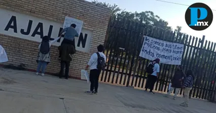 Alumnos cierran Tecnológico de la Sierra Negra y piden cambio de dirección