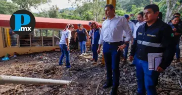 Alejandro Armenta y Leticia Ramírez recorrieron la comunidad de Paciotla