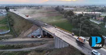 La Secretaría de Infraestructura reportó la colocación de carpeta asfáltica en la zona afectada 