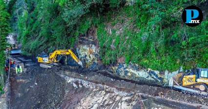 Inician obras para abrir paso provisional entre Pahuatlán y Honey