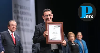 Rinden homenaje póstumo a fundador del PRD en Puebla, Gaspar Lima