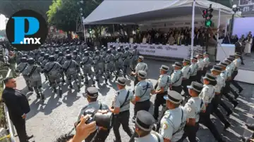 Desfile cívico-militar en Puebla reúne a más de 3,400 participantes por el 115 aniversario de la Revolución Mexicana