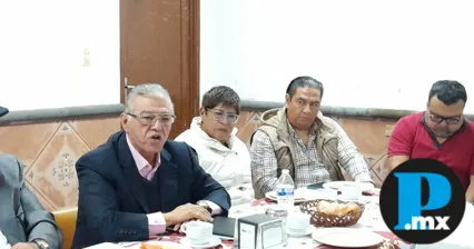 Héctor Laug levanta la mano para dirigir el PRI en Puebla