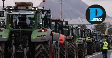 Campesinos lanzan nueva caravana de tractores en defensa del agua