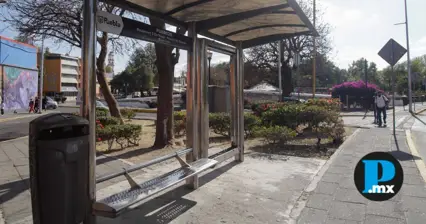 Congreso de Puebla aplaza concesi&oacute;n de 401 paraderos de transporte p&uacute;blico