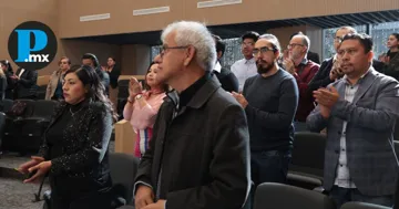 El objetivo del seminario fue promover una reflexión crítica sobre los retos democráticos actuales