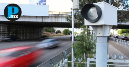 Fotomultas en Puebla aplicar&aacute;n tambi&eacute;n a veh&iacute;culos for&aacute;neos en 2026