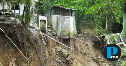 Alertan riesgo por asentamientos irregulares en barrancas de Puebla