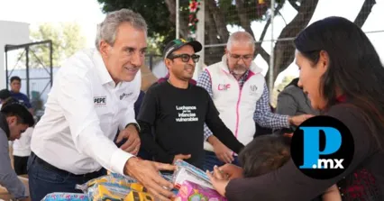 Entrega Pepe Chedraui juguetes a ni&ntilde;as y ni&ntilde;os de San Andr&eacute;s Azumiatla y Los &Aacute;ngeles Mayorazgo