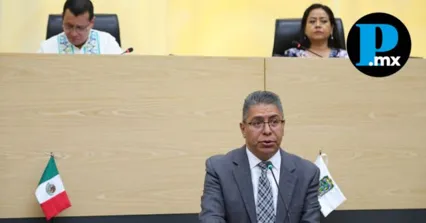 El diputado Marcos Castro Mart&iacute;nez presenta ante el Pleno la propuesta para expedir la Ley de Participaci&oacute;n Ciudadana en el estado de Puebla.