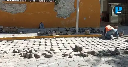 Rehabilitan banquetas y vialidades del Centro Hist&oacute;rico de Puebla