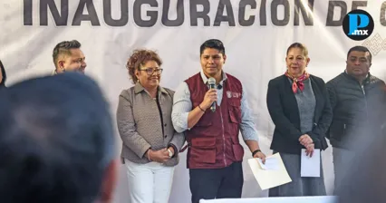 Tras 40 a&ntilde;os de abandono, pavimentan calles en VW 2 en Cuautlancingo