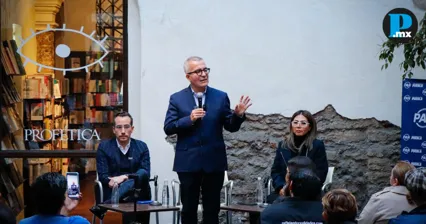 PAN alerta riesgos de la reforma electoral en conferencia con Ugalde