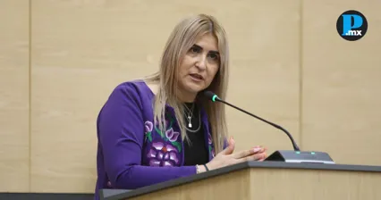 La fiscal Idamis Pastor Betancourt compareci&oacute; ante el Pleno del Congreso de Puebla