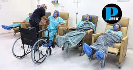 Gracias al programa "Iluminando Miradas", pacientes de la tercera edad recuperan la calidad de vida y la seguridad en su movilidad cotidiana.