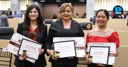 Congreso de Puebla entrega Medalla Mujer Ind&iacute;gena 2025