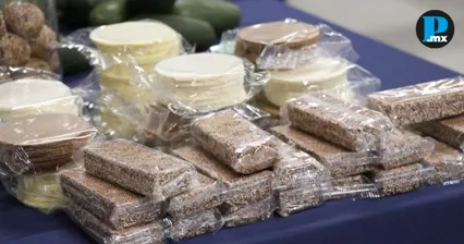 Artesanos de Atzitzihuacan exhiben su trabajo en el Congreso de Puebla