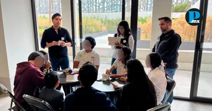 Taller del DIF Puebla alerta a menores sobre ciberacoso y robo de datos