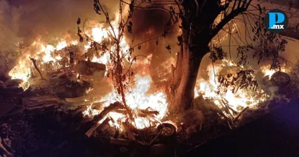 Protecci&oacute;n Civil controla incendios por quema de llantas en Puebla y Amozoc