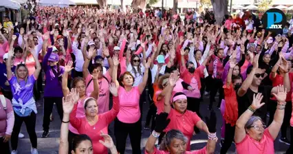 M&aacute;s de mil mujeres participan en activaci&oacute;n f&iacute;sica por el 8M en Puebla