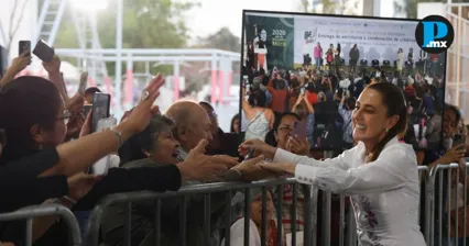 Sheinbaum inicia actividades por el 8M con apoyos a mujeres