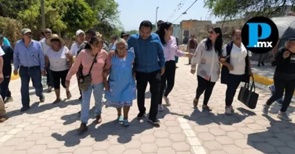 Entrega Gobierno de Tehuac&aacute;n pavimentaci&oacute;n en la colonia Del Valle